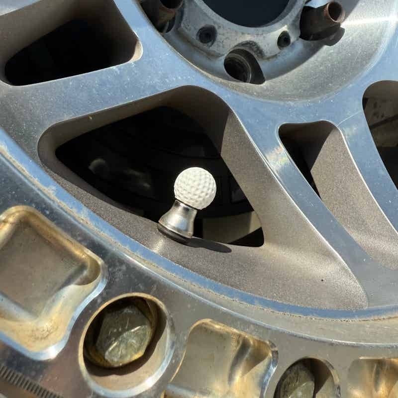 Motorcycle Valve Cover - Golfbal-stijl ventieldopjes voor auto Universele wiel-luchtstofkappen